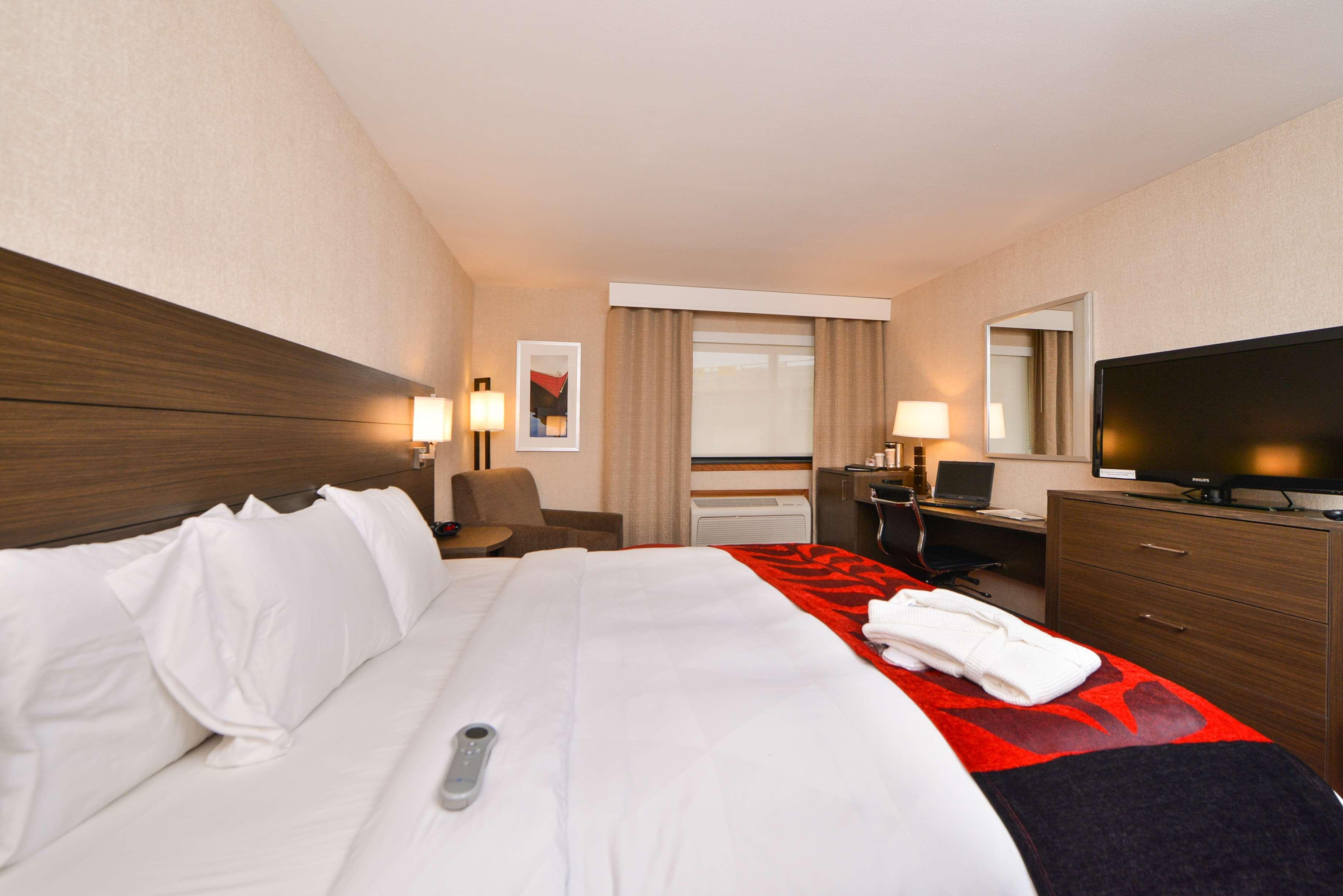 Radisson Hotel Madison Ngoại thất bức ảnh