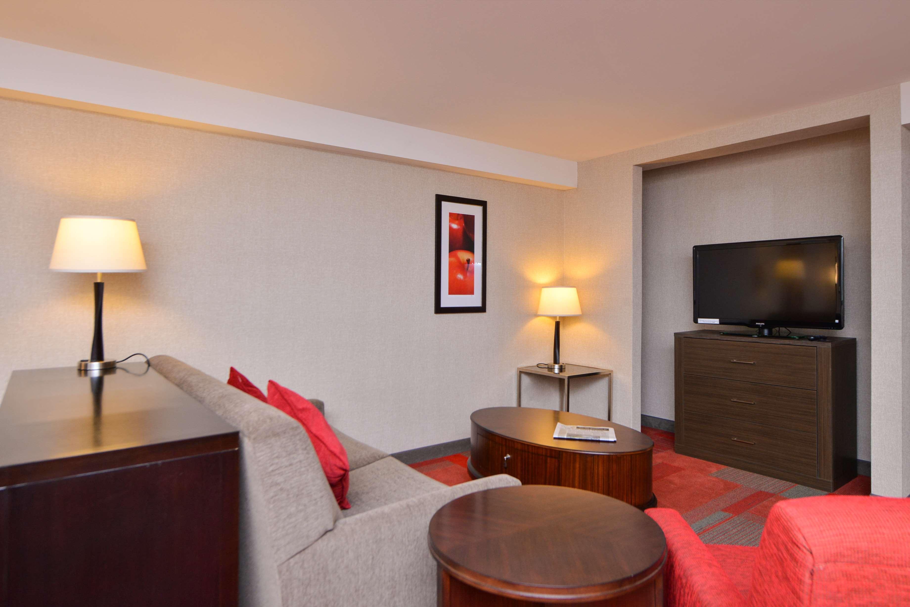 Radisson Hotel Madison Ngoại thất bức ảnh