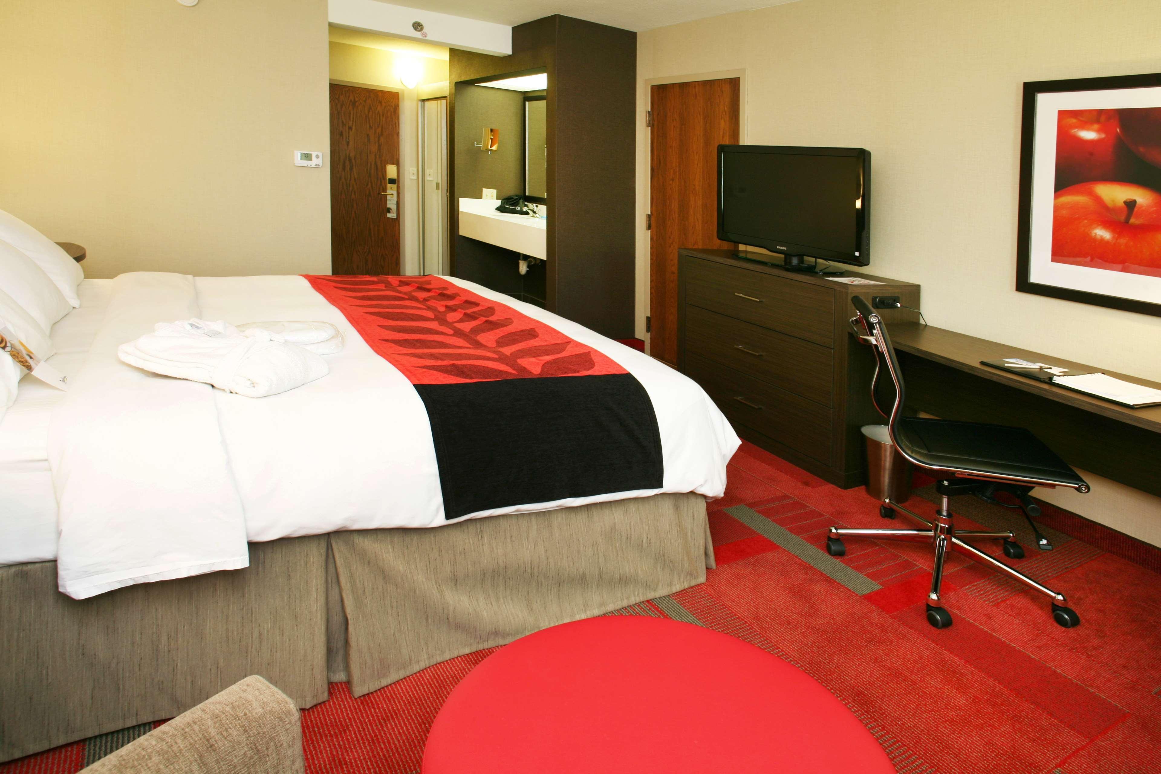 Radisson Hotel Madison Phòng bức ảnh