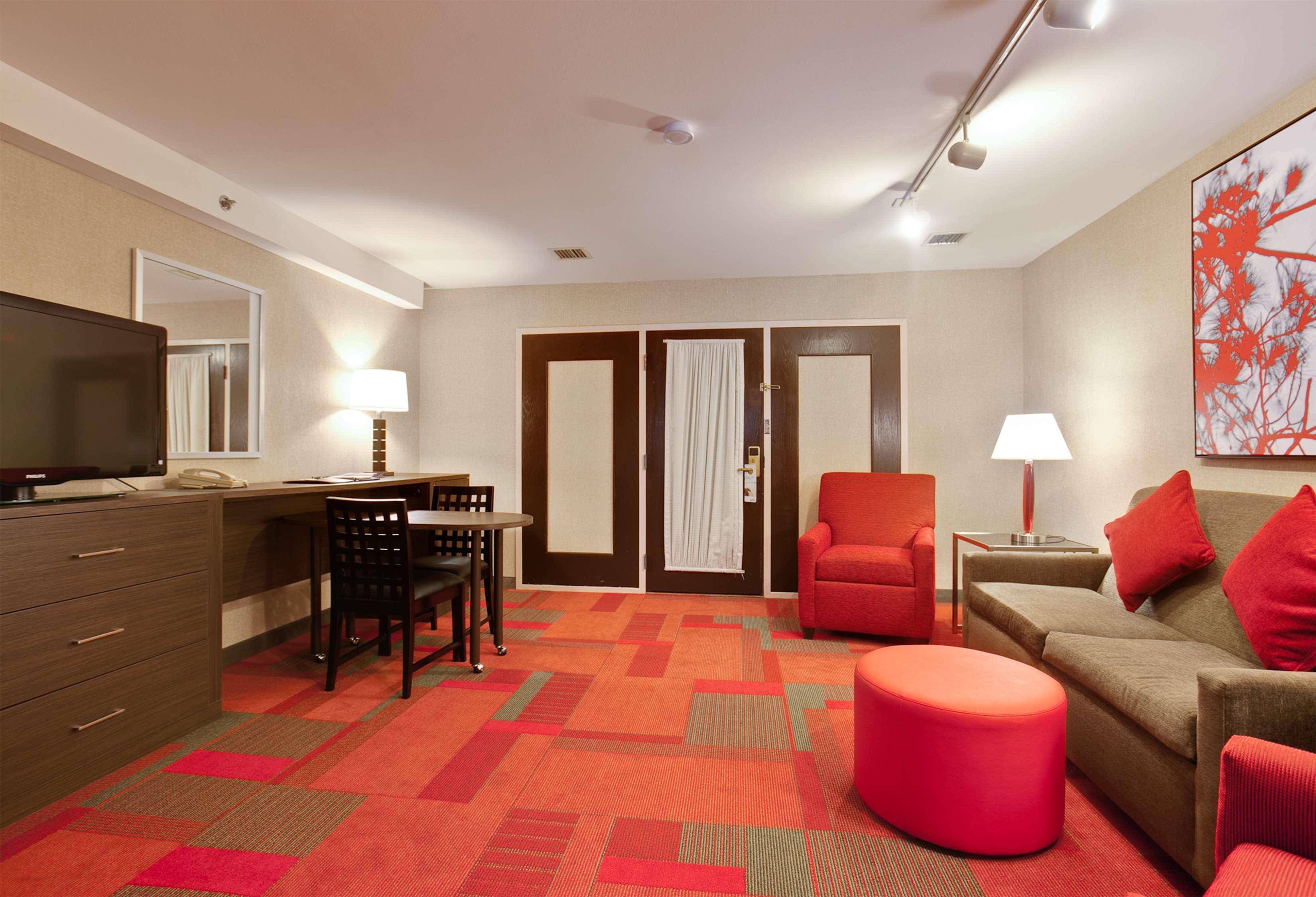 Radisson Hotel Madison Phòng bức ảnh